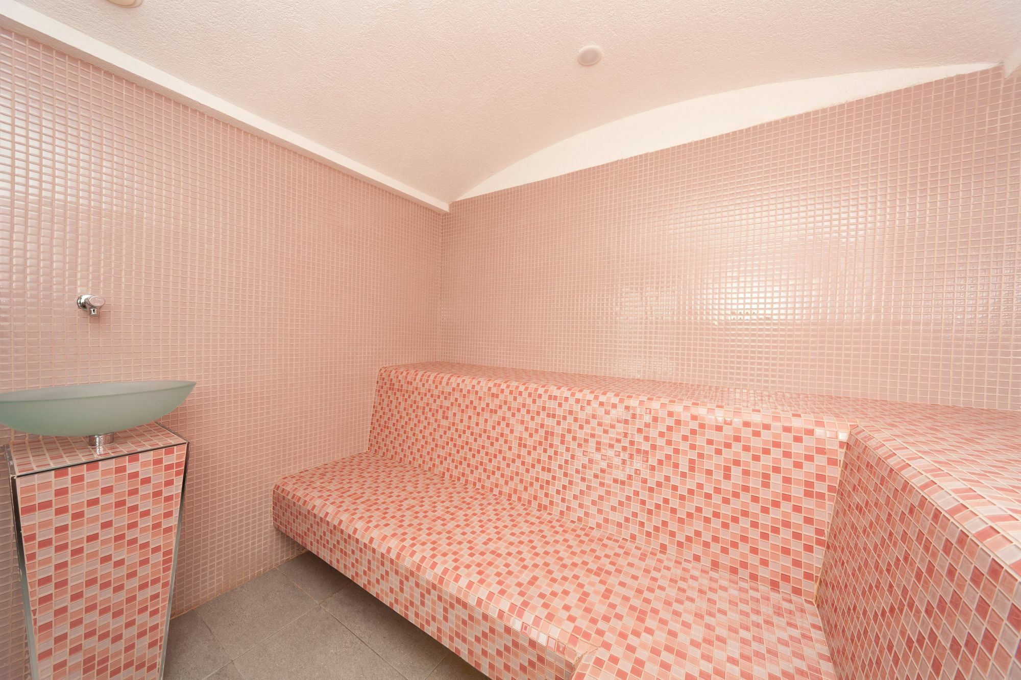 Hotel Rmh Des Arts Modena