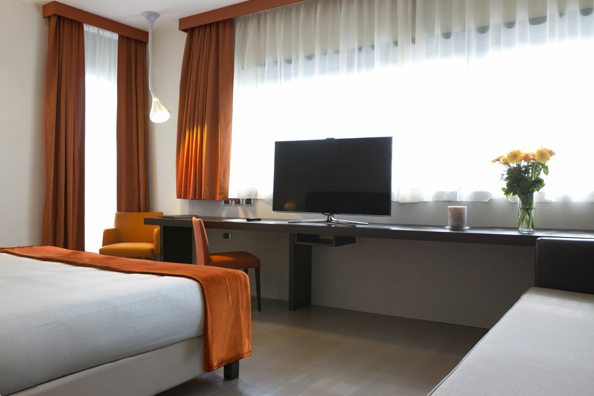 Rmh Des Arts Hotel